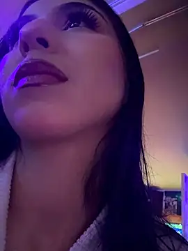 ariella lovee online show from May 2026 12:18:02 AM