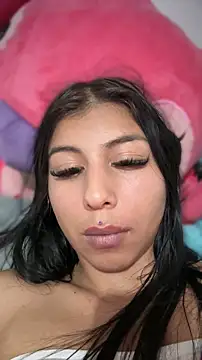ariella lovee online show from May 2026 12:08:01 AM