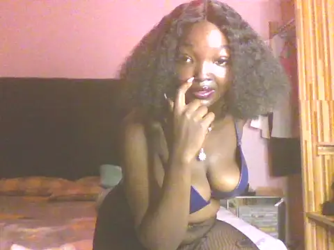 Snapshot of CocoaLush_20 chatting on June 2026 11:43:01 PM CocoaLush 20 online show from June 2026 11:43:01 PM