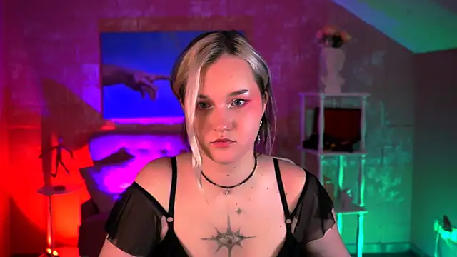 ViolettWoods online show from May 2026 08:12:02 AM
