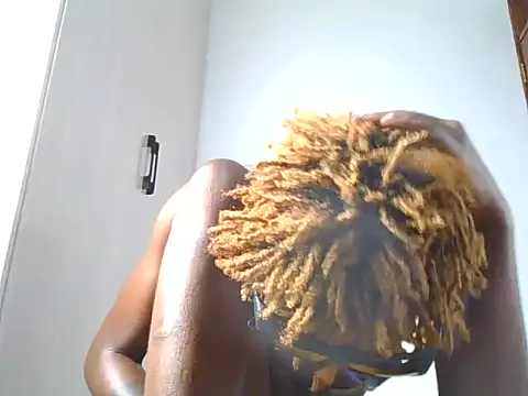realcoochie online show from June 2026 12:27:02 AM