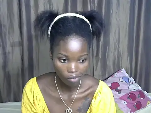 Snapshot of Africana_slim chatting on May 2026 11:05:01 PM Africana slim online show from May 2026 11:05:01 PM