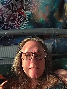 Izzylove47 online show from June 2026 05:35:01 AM