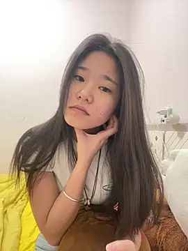 Snapshot of yu598188 chatting on June 2026 03:11:02 AM yu598188 online show from June 2026 03:11:02 AM