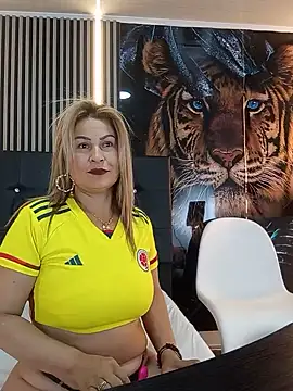  Pamelamilff online show from June 2026 12:37:02 PM