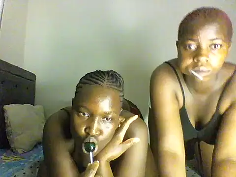 Snapshot of Ebony_sweet_slut chatting on May 2026 03:17:02 AM Ebony sweet slut online show from May 2026 03:17:02 AM