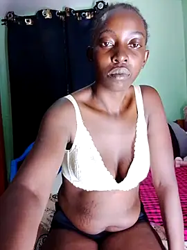 Snapshot of maamypussy chatting on June 2026 07:08:01 AM maamypussy online show from June 2026 07:08:01 AM