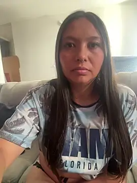 Snapshot of Catalina_kiss chatting on June 2026 05:23:02 PM Catalina kiss online show from June 2026 05:23:02 PM
