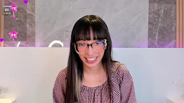 Snapshot of ByVanessa chatting on May 2026 06:45:01 PM ByVanessa online show from May 2026 06:45:01 PM