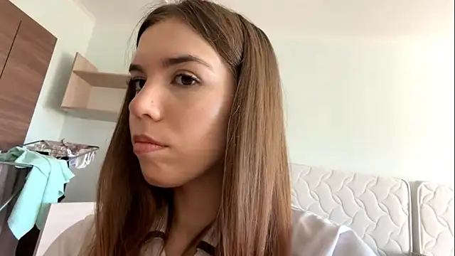 LaurindaStalford online show from July 2026 03:09:02 PM