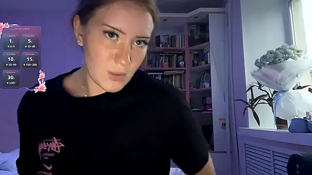 Lisi Kiss  online show from July 2026 05:19:02 PM