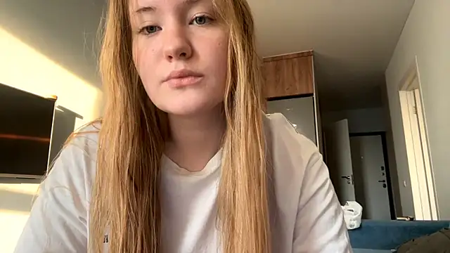 Lisi Kiss  online show from May 2026 05:10:02 PM