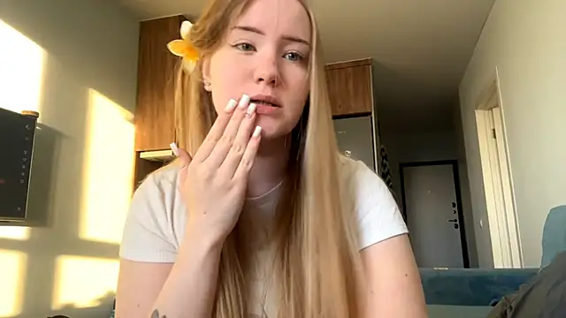 Lisi Kiss  online show from May 2026 05:23:02 PM