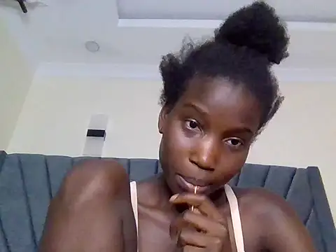 Snapshot of slimy_gal12 chatting on May 2026 04:29:02 AM slimy gal12 online show from May 2026 04:29:02 AM