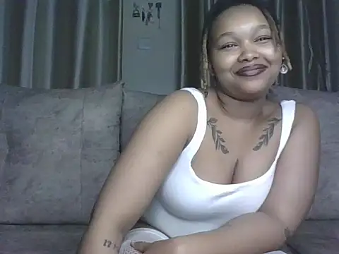 Candy Tracy online show from June 2026 10:37:01 PM