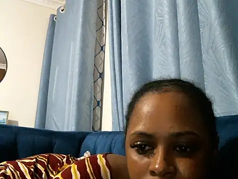 pretty zii online show from May 2026 05:55:02 PM