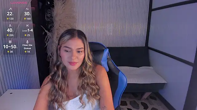 SophieWatson  online show from June 2026 11:43:02 PM