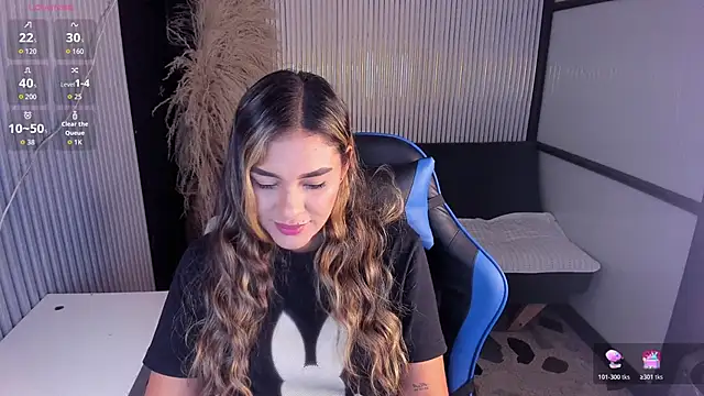 SophieWatson  online show from June 2026 01:52:01 PM