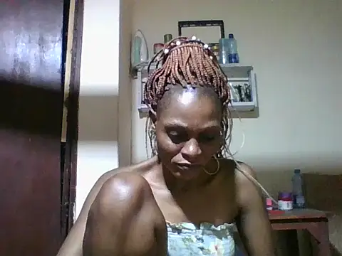 Ebonyqueen4 online show from May 2026 06:33:01 AM