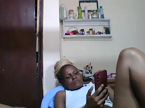 Ebonyqueen4 online show from June 2026 07:13:02 PM