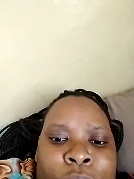 Azizzah online show from May 2026 02:03:01 PM