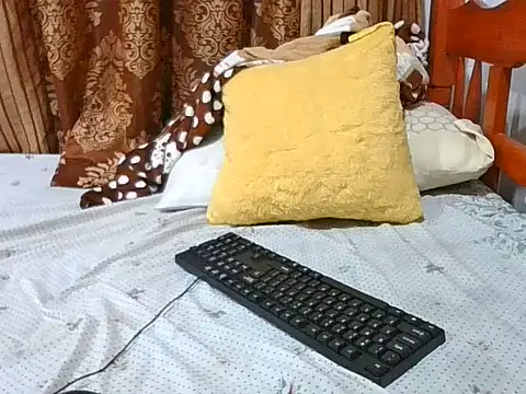 Snapshot of sweet_naughty chatting on June 2026 07:41:02 PM sweet naughty online show from June 2026 07:41:02 PM