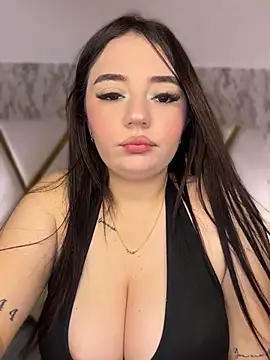 Snapshot of ValeriaCarter chatting on June 2026 12:48:01 PM ValeriaCarter online show from June 2026 12:48:01 PM