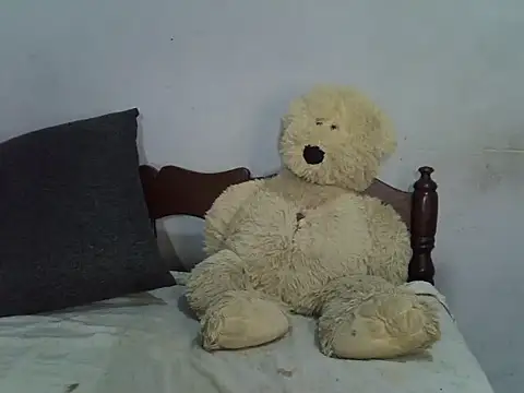 Bianca0011 online show from May 2026 03:45:02 AM