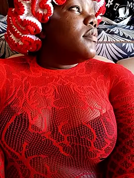 Petite reicyy online show from May 2026 01:33:01 PM