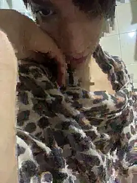 nour-gay online show from May 2026 03:17:02 AM