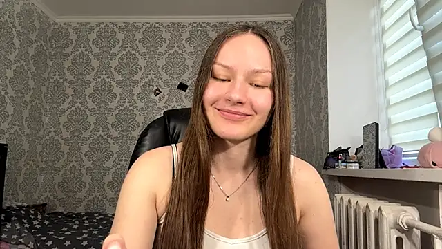 ShaylaChong online show from June 2026 04:13:02 AM