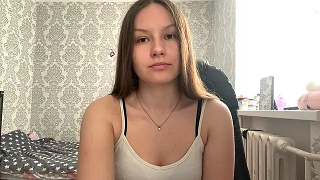ShaylaChong online show from May 2026 06:11:01 AM
