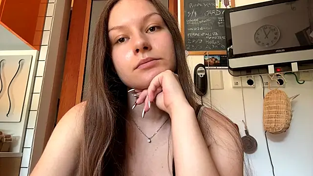 ShaylaChong online show from July 2026 08:58:01 AM