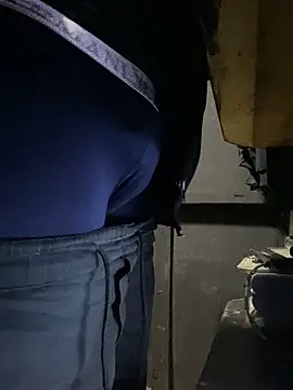 SeuGuarda2001 online show from May 2026 11:52:01 AM