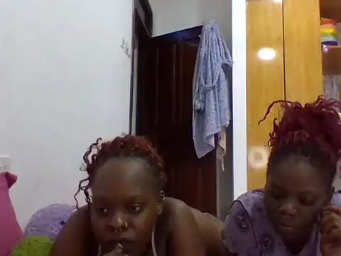 Snapshot of sexybaddies20 chatting on June 2026 04:05:01 PM sexybaddies20 online show from June 2026 04:05:01 PM