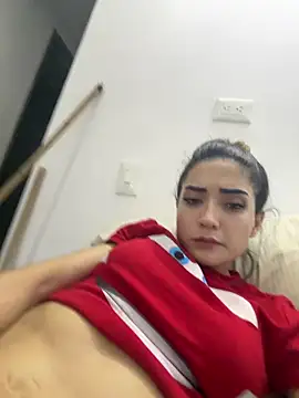 Snapshot of MagdalenaVega chatting on May 2026 02:22:01 AM MagdalenaVega online show from May 2026 02:22:01 AM