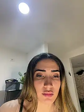 Snapshot of MagdalenaVega chatting on May 2026 02:27:01 PM MagdalenaVega online show from May 2026 02:27:01 PM