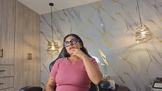 MarianaSecretx online show from May 2026 12:23:02 PM
