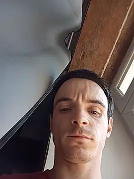thomsnapchaud online show from June 2026 12:43:01 PM