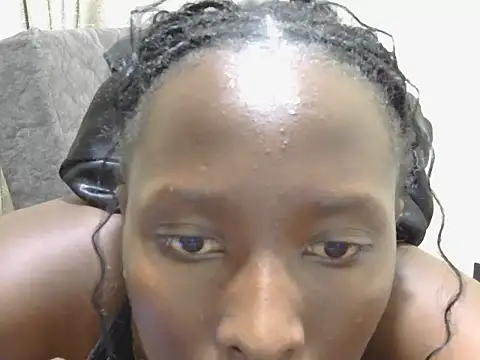 Snapshot of hollymolly19 chatting on May 2026 03:11:02 PM hollymolly19 online show from May 2026 03:11:02 PM