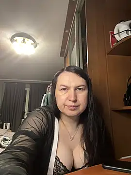 EvaBeautyXxX online show from May 2026 10:19:01 PM