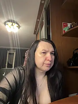 Snapshot of EvaBeautyXxX chatting on June 2026 10:48:01 PM EvaBeautyXxX online show from June 2026 10:48:01 PM