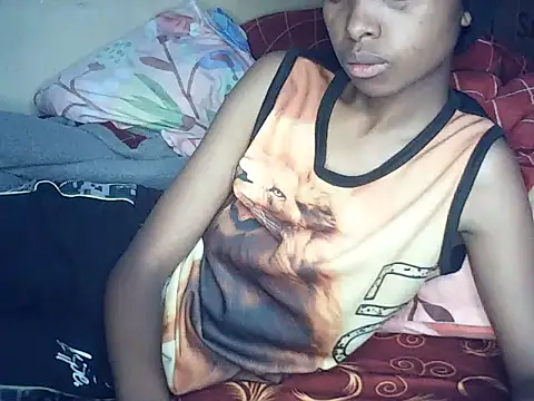 marycutie1 online show from May 2026 01:43:02 PM