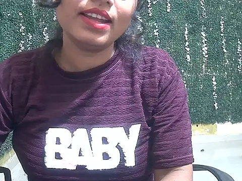 Snapshot of shallykaur chatting on June 2026 03:48:02 AM shallykaur online show from June 2026 03:48:02 AM