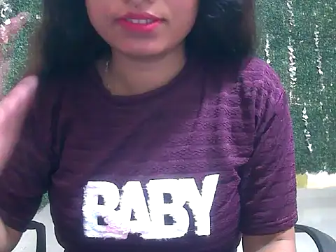 Snapshot of shallykaur chatting on June 2026 03:41:02 AM shallykaur online show from June 2026 03:41:02 AM