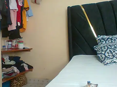 petite cuteass online show from May 2026 08:34:01 AM