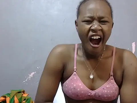 Snapshot of Petite_Ebony10 chatting on June 2026 05:15:02 AM Petite Ebony10 online show from June 2026 05:15:02 AM