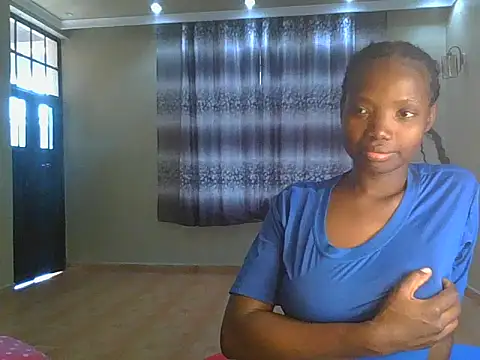 Snapshot of Mariana_150 chatting on June 2026 11:59:02 AM Mariana 150 online show from June 2026 11:59:02 AM
