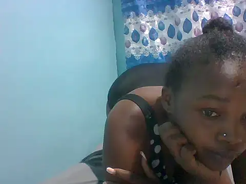 chocolate-pie2 online show from May 2026 05:42:02 PM
