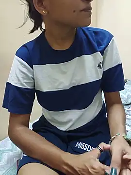 Shanaya 001 online show from May 2026 11:16:01 AM